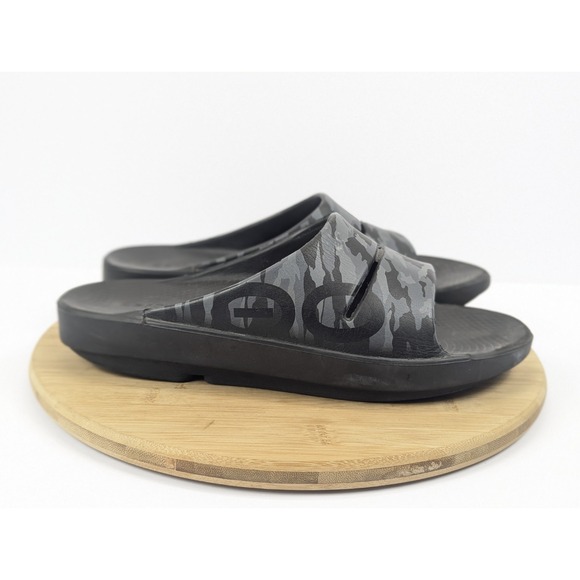 Oofos Ooahh Slides Mens Size 11 Shoes Black Camo Orthopedic Recovery Sandals - Picture 1 of 9